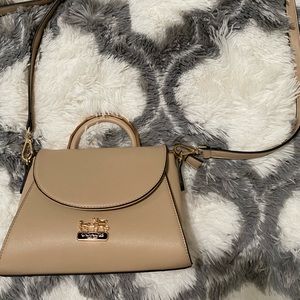 Cute crossbody bag.